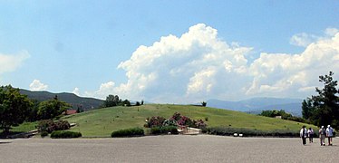 Tumulus Agung di Aigai