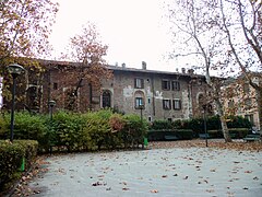 Porro and Jenner garden with the 15th century Boscaiola Farmhouse