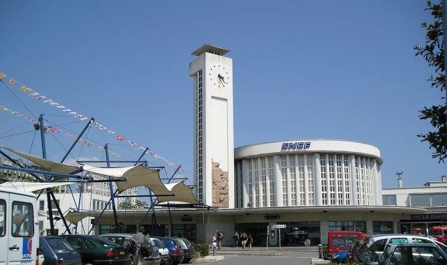 Fichier:Nouvelle gare de Brest .jpg