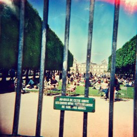 Обложка альбома Tame Impala «Lonerism» (2012)