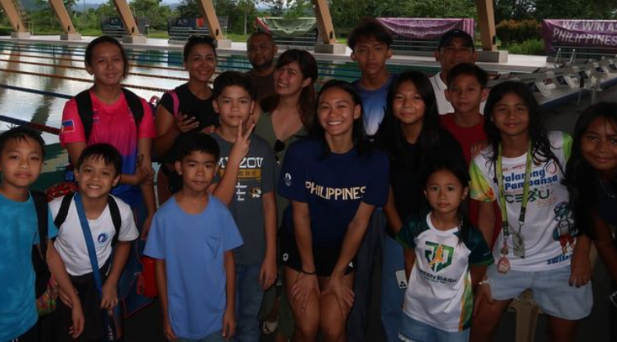 Fil-Canadian Olympian Kayla Sanchez holds swim camp in Pampanga