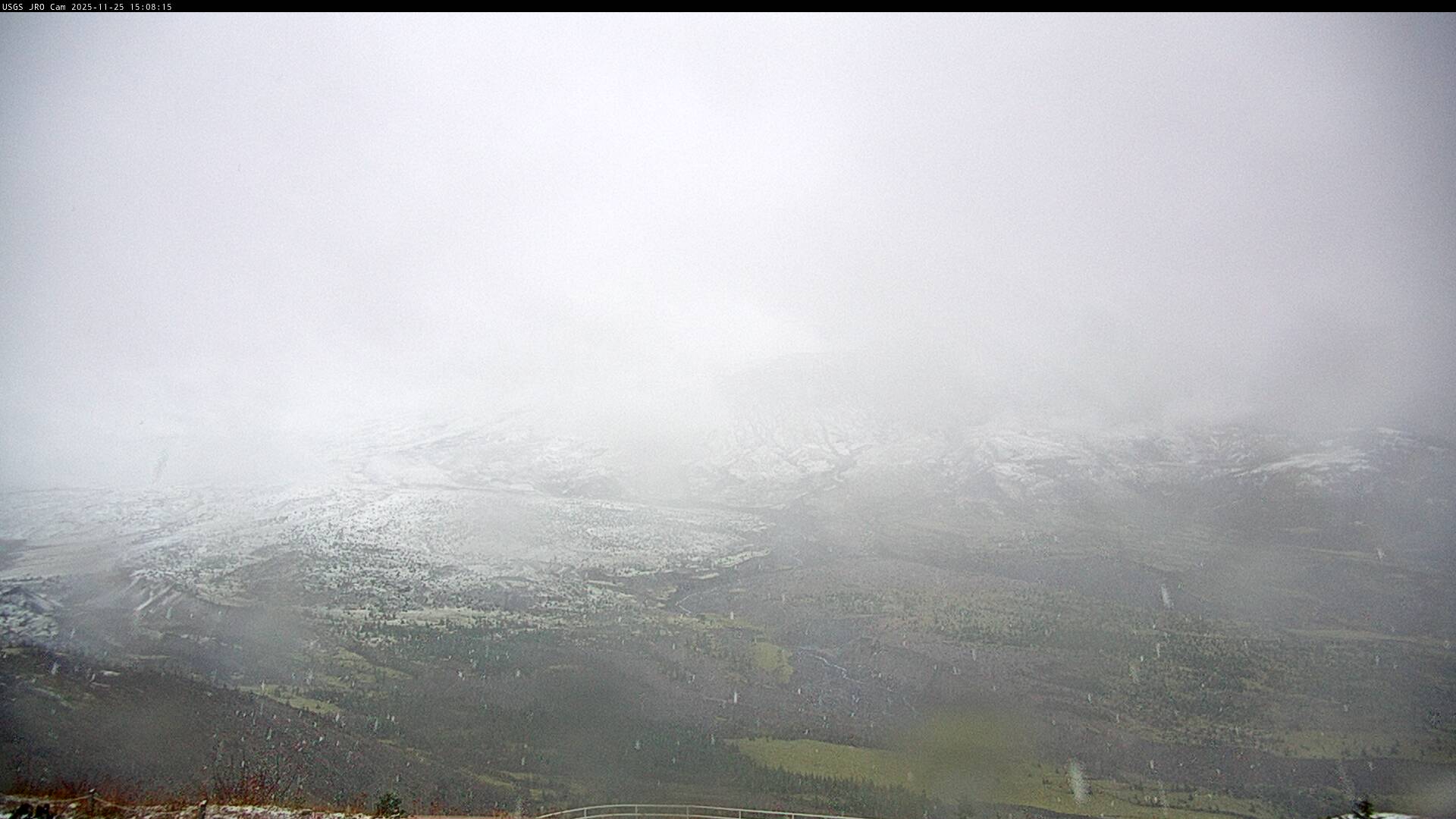 Image of Mount St. Helens looking south from north of the volcano
