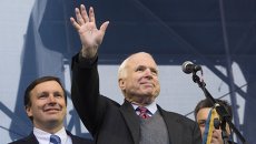 Сенатор США Джон Маккейн. Архивное фото Сенатор США Джон Маккейн. Архивное фото