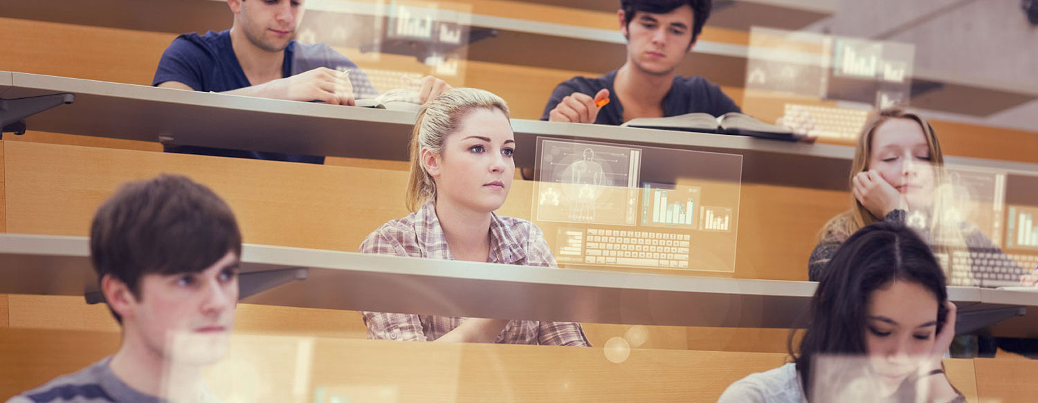 Studierende im Hörsaal bei Vorlesung