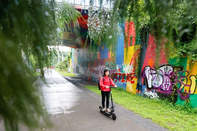 Mona Su, who lives in Midtown, was seen riding her scooter along the beltline on her way home on Monday, July 22, 2024. For Mona Su, riding scooters and MARTA is a car-free lifestyle that provides an easy and reliable commuting alternative.
(Miguel Martinez / AJC)