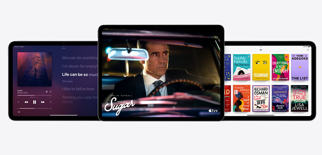 Twee iPad Airs en een iPad met Apple Music, Apple TV+ en Apple Books.