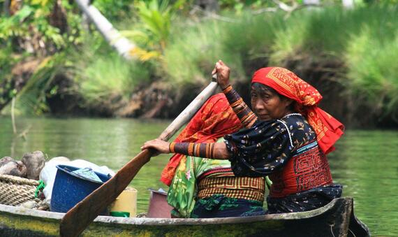 Kuna Woman, Panama 1