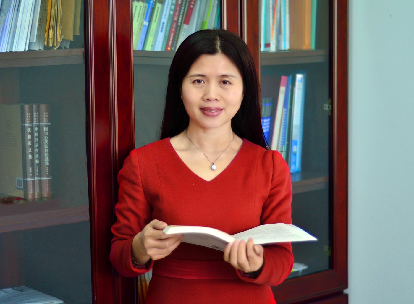 Ruhua Huang / 黄如花