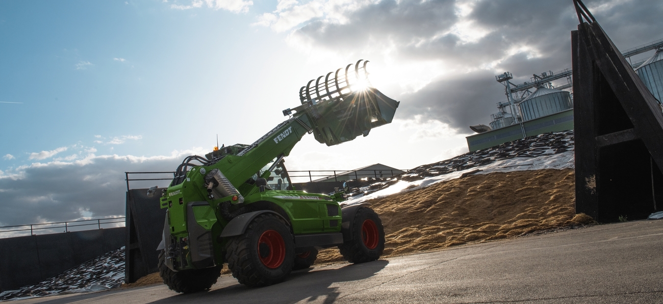 Teleskoplader Fendt Cargo T955 im Einsatz