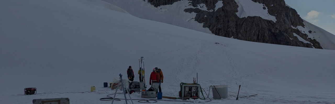 Mission sur le glacier de Planpincieux en Italie