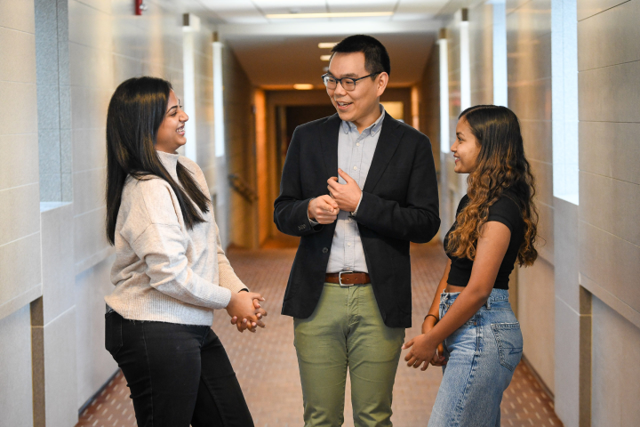 Shruthisri “Sri” Ravisankar ’25, Stephen Kim, and Samira Islam