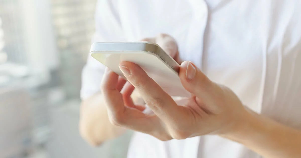 Chamada de vídeo do WhatsApp não funciona: Causas e soluções Imagem: Chamada de vídeo do WhatsApp não funciona: Causas e soluções