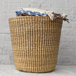 Cylinder woven basket