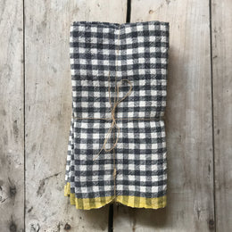 Set of 4 Gingham Napkins in Grey & Dijon