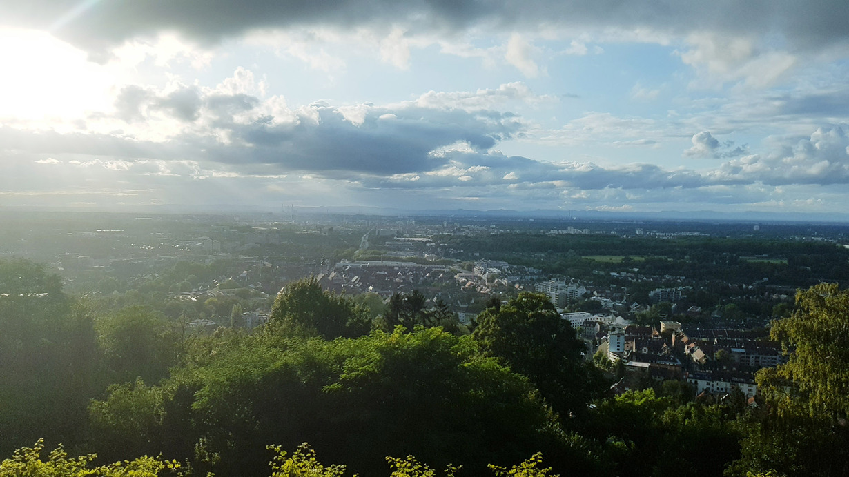 Wie Wolken entstehen und welchen Einfluss sie auf Wetter und Klima haben, untersuchen Atmosphärenforscher am KIT.