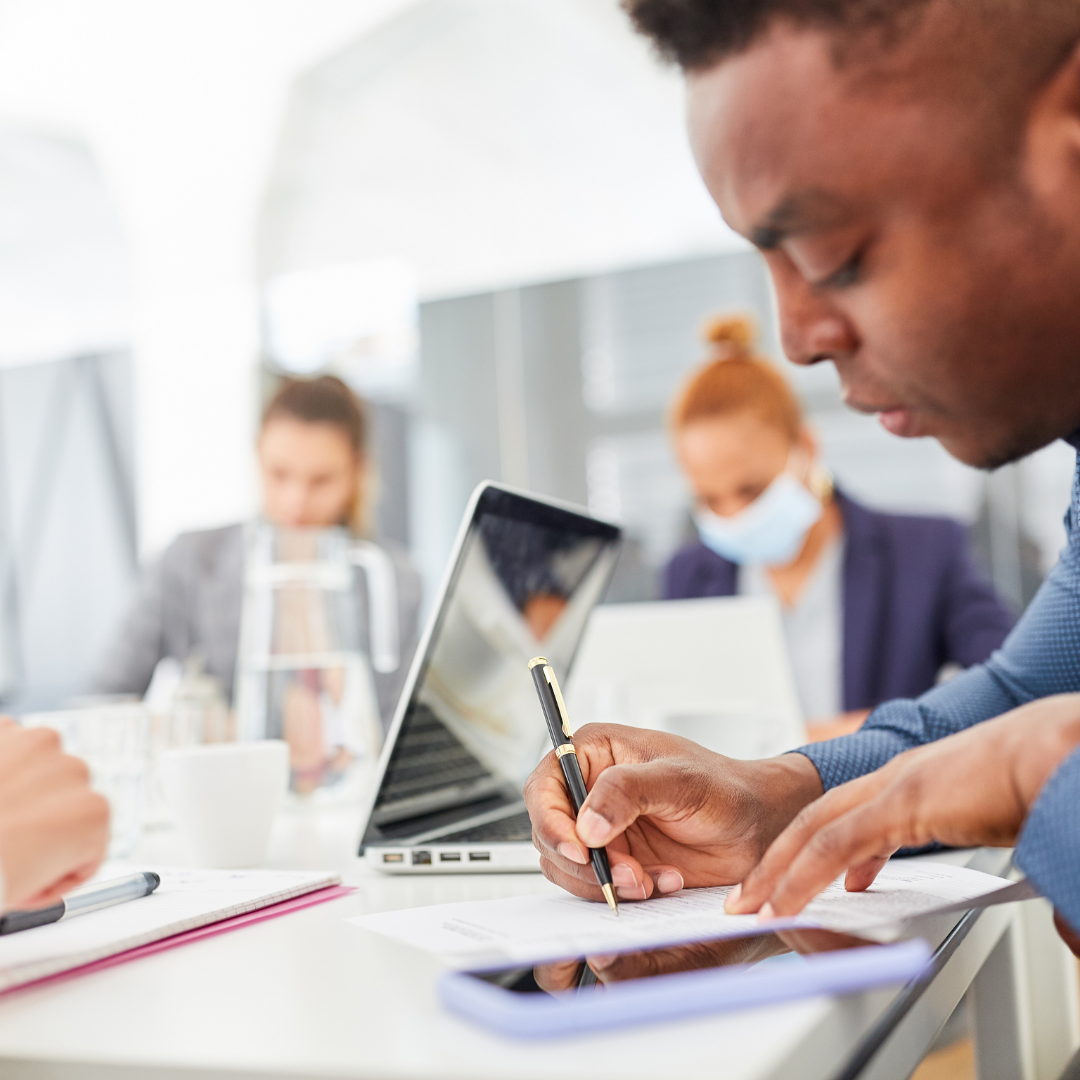 Researcher in a writing workshop