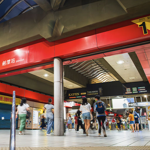 ダイナミックパッケージ・街歩きにも便利！駅近ホテルイメージ画像