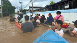 Parishioners of the Diocese of Chiang Rai provide support for flood victims following heavy rainfall after typhoon Yagi make landfall in Vietnam. (Photo by Diocese of Chiang Rai)