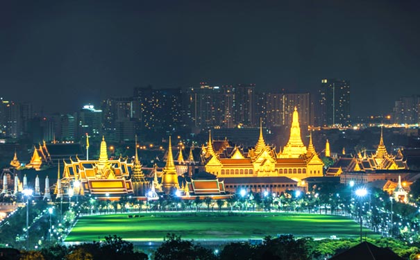 重庆出发蜜月旅游_[赠送旅拍]泰国曼谷+芭提雅品质六日游[沙美岛+0自费+TUTU车夜游]<泰国旅游线路，全程0自费，芭堤雅公主号+金沙岛+乘舟游湄南河+人妖秀+tutu车夜游大皇宫，赠送沙美岛旅拍！>